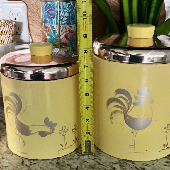 Vintage 1960s Ransburg Indianapolis Yellow Chicken Nesting Canisters Copper Lids - Picture 7 of 15